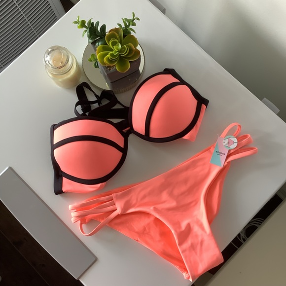 Pink Neon Swim Set by ARDENE - Picture 1 of 3